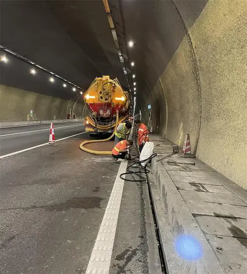 邳州隧道排水渠清淤